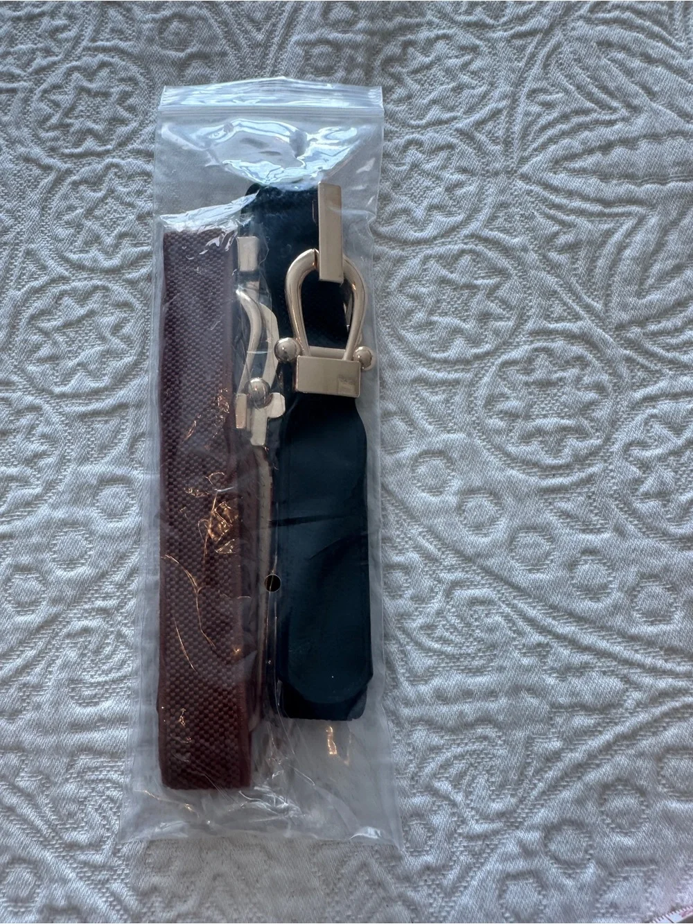 NWT - Stretchy Women’s Belt 1x Black + 1x Brown with Gold Hardware